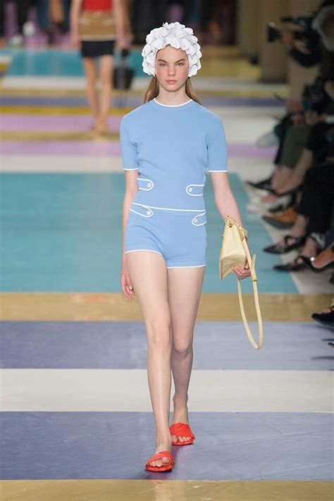 Miu Miu's Bathing Beauties Brightened Up the Last Day of